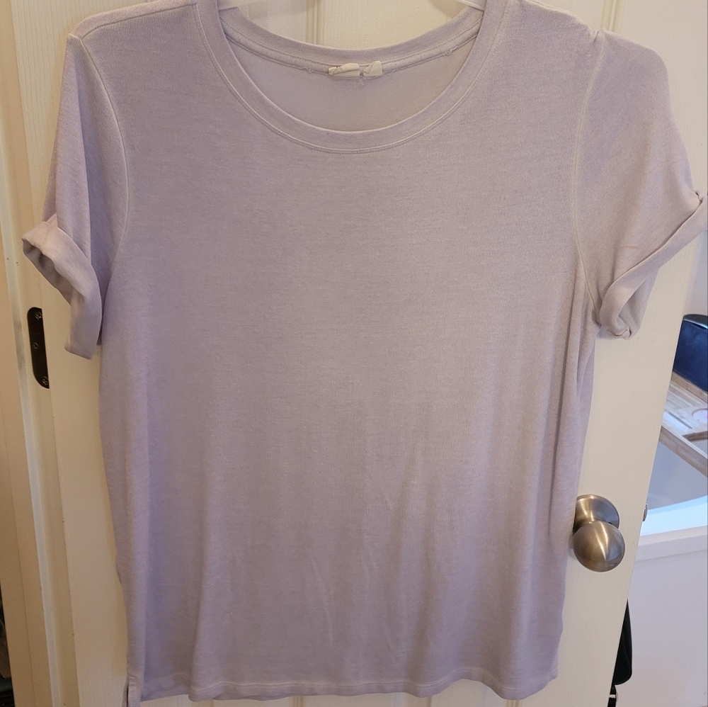 GAP lavender / periwinkle top size L